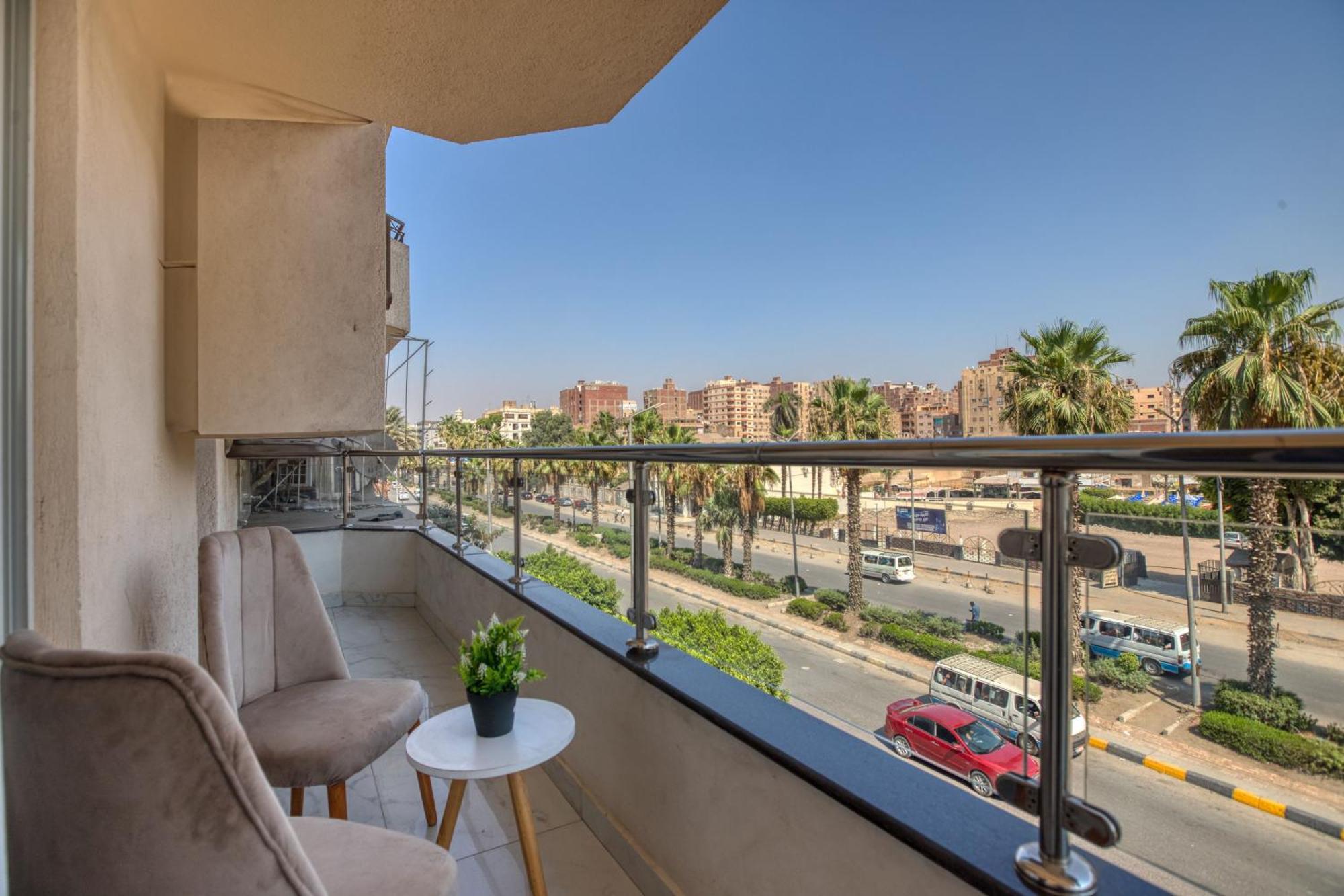 Khattab Pyramids View Hotel Kafret el-Gabal Kültér fotó